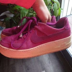 Wmns Air Force 1 Sage Low 'True Berry'